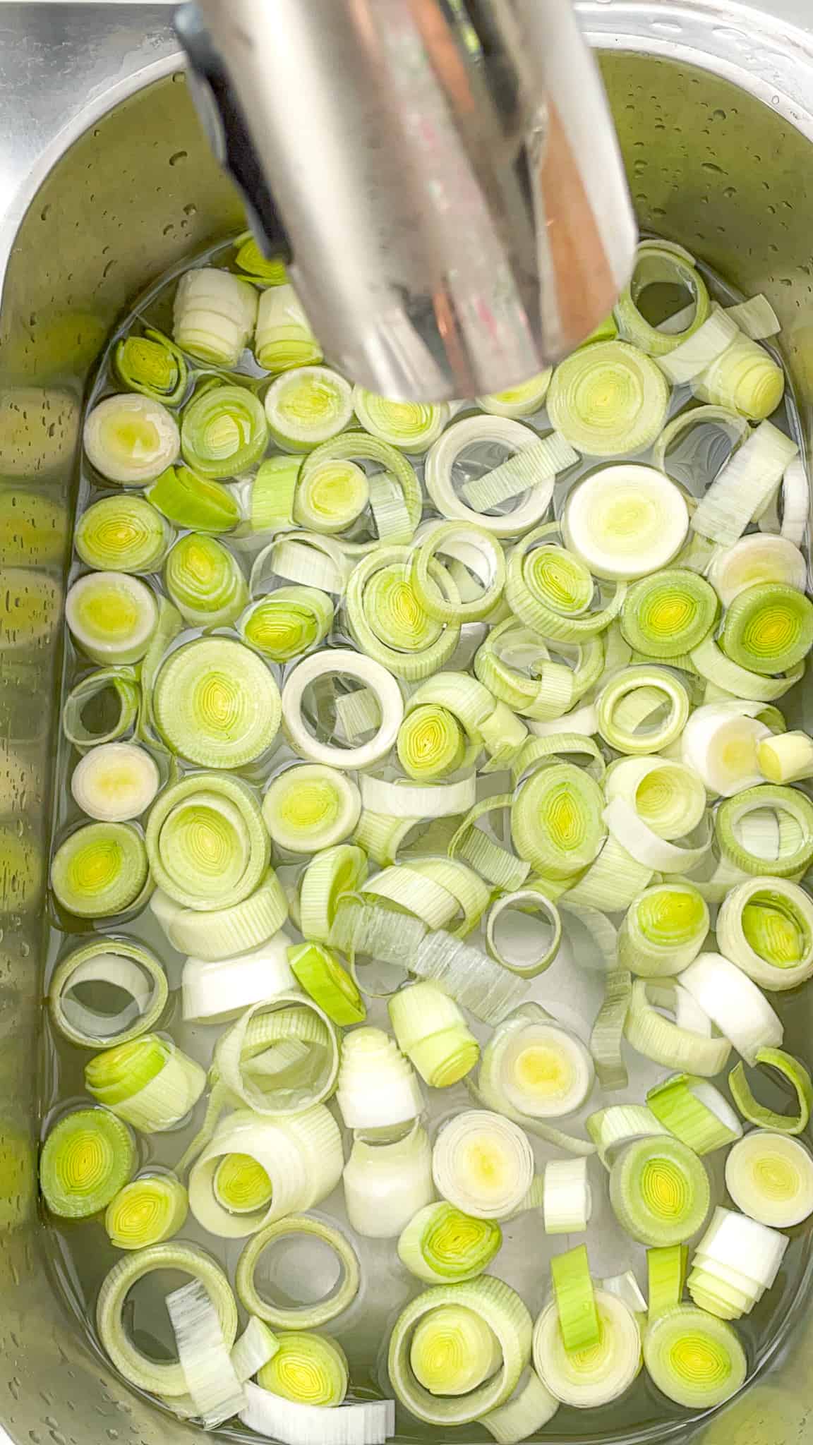 Cream of Leek and Potato Soup (without cream) - House of G&K Recipes